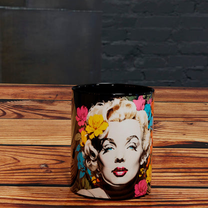 Taza Tributo Monroe: Blonde Bombshel