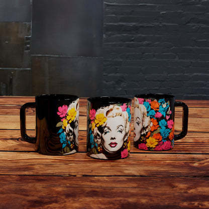 Taza Tributo Monroe: Blonde Bombshel